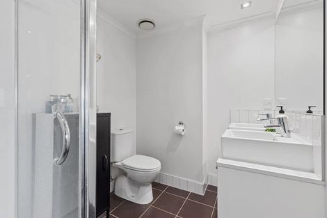 Photo of property in Mooring Apartments, 304/277 Maunganui Road, Mount Maunganui, 3116