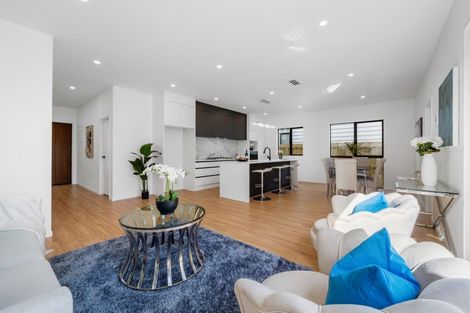 Photo of property in 39b Maugham Drive, Bucklands Beach, Auckland, 2014