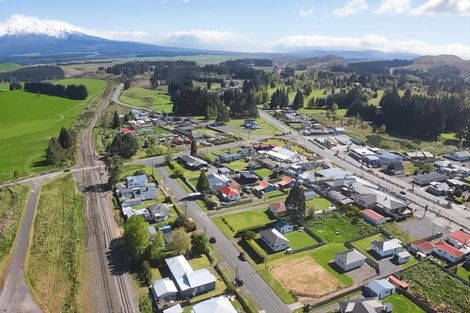 Photo of property in 14 Rangipo Street, Waiouru, 4825