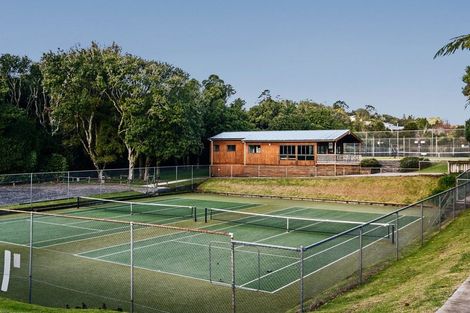 Photo of property in 108 Huatoki Street, Frankleigh Park, New Plymouth, 4310