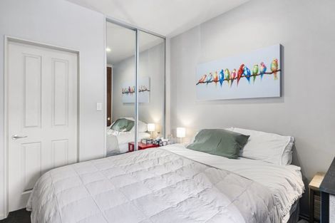 Photo of property in Atrium Towers, 5p/154 The Terrace, Wellington Central, Wellington, 6011