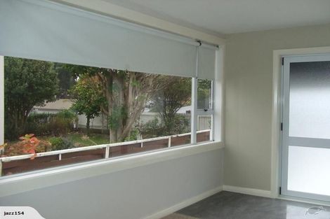 Photo of property in 11 Mana Esplanade, Paremata, Porirua, 5026