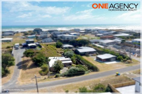 Photo of property in 12 Nelson Street, Foxton Beach, Foxton, 4815