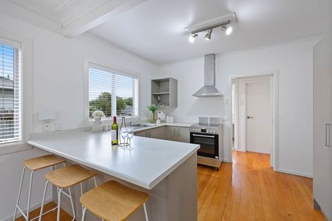 Photo of property in 72 East Street, Pukekohe, 2120