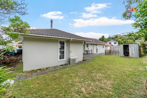 Photo of property in 32 Invercargill Drive, Kelson, Lower Hutt, 5010