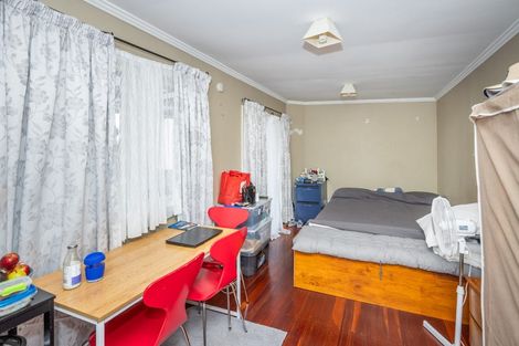 Photo of property in 94 Galloway Street, Hamilton East, Hamilton, 3216