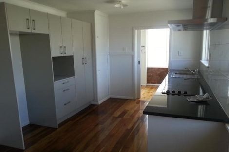 Photo of property in 29 Sutton Crescent, Papakura, 2110