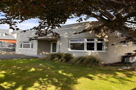 Photo of property in 243 Highgate, Roslyn, Dunedin, 9010