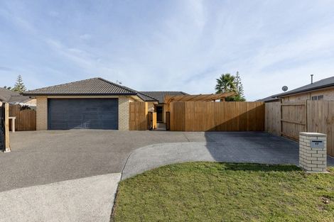 Photo of property in 17 Golden Courie Close, Papamoa Beach, Papamoa, 3118