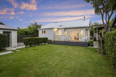 Photo of property in 40 Centaurus Road, Cashmere, Christchurch, 8022