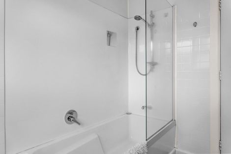 Photo of property in 106 Idris Road, Bryndwr, Christchurch, 8052