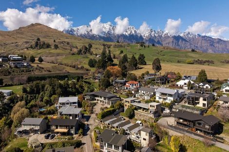 Photo of property in 556b Peninsula Road, Kelvin Heights, Queenstown, 9300