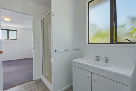 Photo of property in 5 Cable Bay Block Road, Cable Bay, 0420