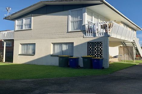 Photo of property in 6 Dudding Avenue, Northcote, Auckland, 0627