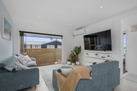 Photo of property in 1142a Papamoa Beach Road, Papamoa Beach, Papamoa, 3118