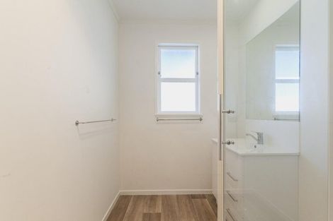 Photo of property in 6 White Street, Taradale, Napier, 4112