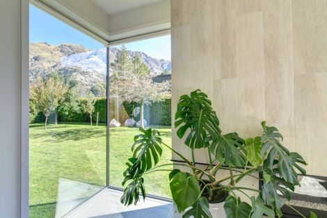 Photo of property in 29 Mathias Terrace, Arthurs Point, Queenstown, 9371