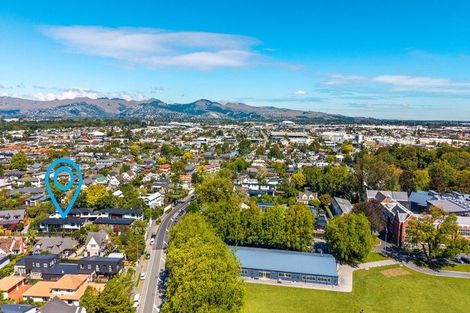 Photo of property in 64a Straven Road, Fendalton, Christchurch, 8014