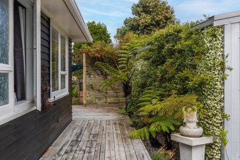 Photo of property in 52 Kowhai Street, Castlecliff, Whanganui, 4501
