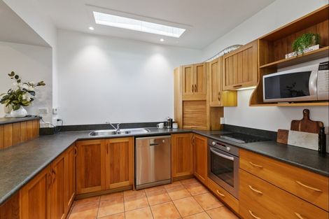 Photo of property in 2 Frederick Street, Te Aro, Wellington, 6011