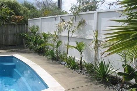 Photo of property in 84 Aberdeen Road, Campbells Bay, Auckland, 0620