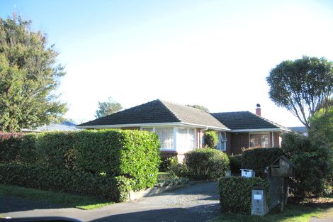 Photo of property in 8 Roswell Place, Islington, Christchurch, 8042