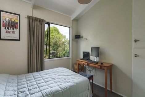 Photo of property in 18a Alberta Street, Point Chevalier, Auckland, 1022