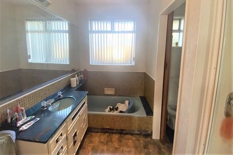 Photo of property in 12 Ashwood Street, Parklands, Christchurch, 8083