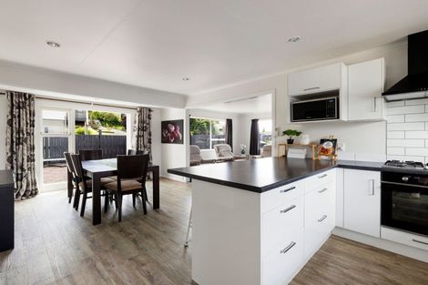 Photo of property in 7 Mountbatten Place, Dinsdale, Hamilton, 3204