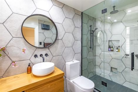 Photo of property in 1 Claremont Avenue, Papanui, Christchurch, 8053