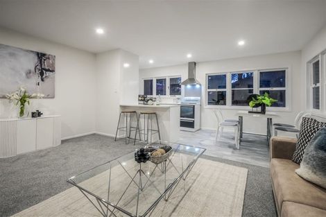 Photo of property in 47 Grande Vue Road, Hillpark, Auckland, 2102