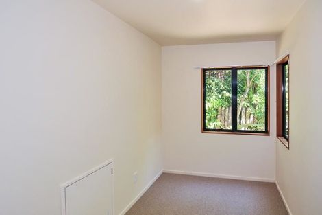Photo of property in 2/16 Archers Road, Glenfield, Auckland, 0629