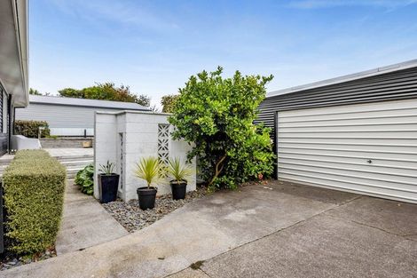 Photo of property in 15 Davidson Street, Hawera, 4610
