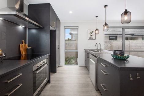 Photo of property in 39 Tradewinds Drive, Whitby, Porirua, 5024