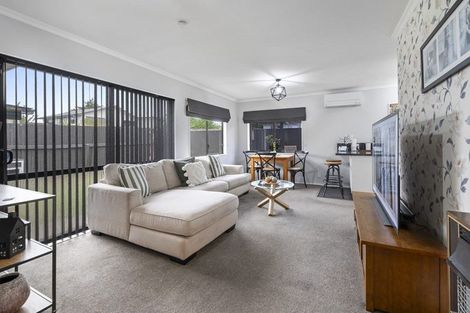 Photo of property in 20a Queen Street, Feilding, 4702