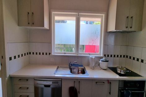 Photo of property in 2/19 Huron Street, Takapuna, Auckland, 0622