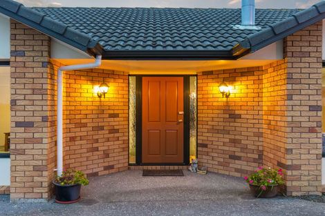 Photo of property in 274 Hill Road, The Gardens, Auckland, 2105
