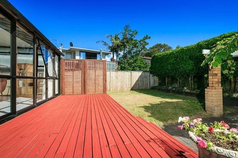 Photo of property in 223 Glamorgan Drive, Torbay, Auckland, 0630