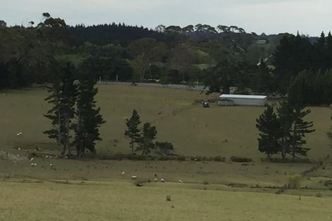 Photo of property in 10 Old Pine Valley Road, Dairy Flat, Silverdale, 0992