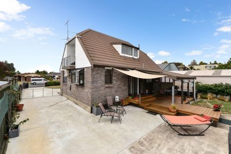 Photo of property in 50 Poaka Avenue, Dinsdale, Hamilton, 3204