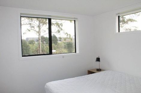 Photo of property in 1/83 Vodanovich Road, Te Atatu South, Auckland, 0610