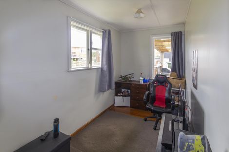 Photo of property in 17 Blyth Street, Holmes Hill, Oamaru, 9401