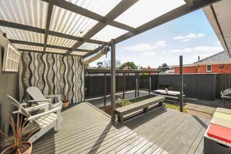 Photo of property in 1/15 Rosier Road, Glen Eden, Auckland, 0602