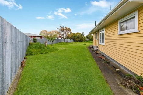 Photo of property in 8 Waterford Place, Westbrook, Palmerston North, 4412