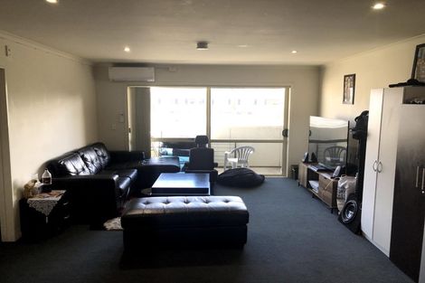 Photo of property in 2c/47 Stanhope Road, Mount Wellington, Auckland, 1051