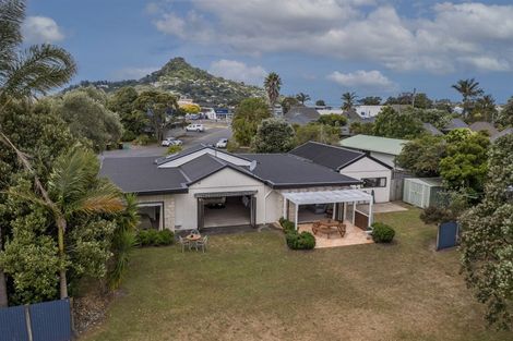 Photo of property in 10 Marquet Place, Tairua, 3508
