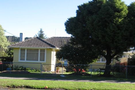 Photo of property in 53 Konini Road, Titirangi, Auckland, 0604