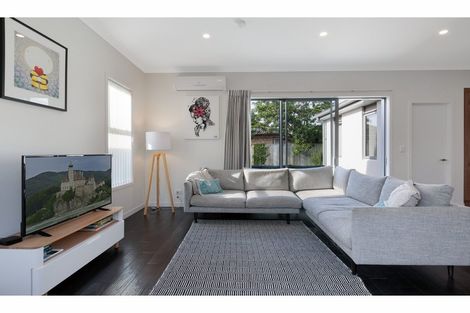 Photo of property in 35 Awatira Drive, Papamoa Beach, Papamoa, 3118