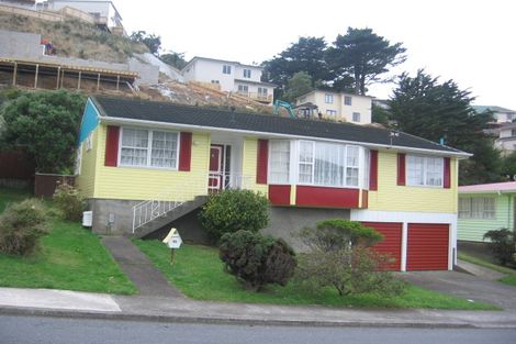 Photo of property in 32 Cortina Avenue, Johnsonville, Wellington, 6037