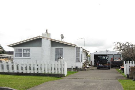 Photo of property in 4 Kahikatea Street, Inglewood, 4330
